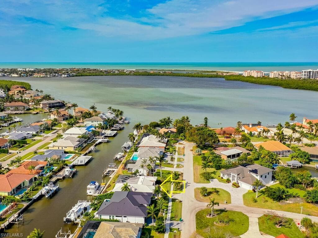 831 Old Marco LN MARCO ISLAND, FL 34145