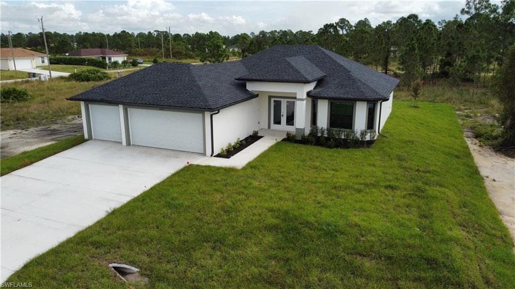 1043 Manta AVE S LEHIGH ACRES, FL 33974