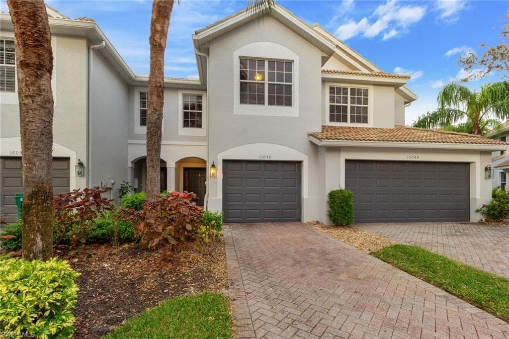 16048 Caldera LN 8 NAPLES, FL 34110