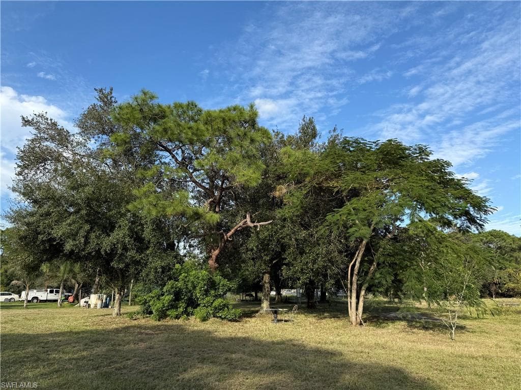 835 N Live Oak ST CLEWISTON, FL 33440