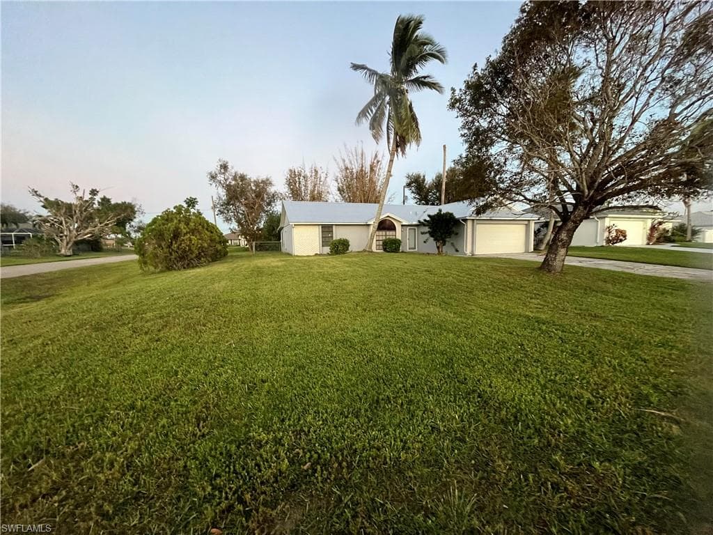 701 SW 9th AVE CAPE CORAL, FL 33991