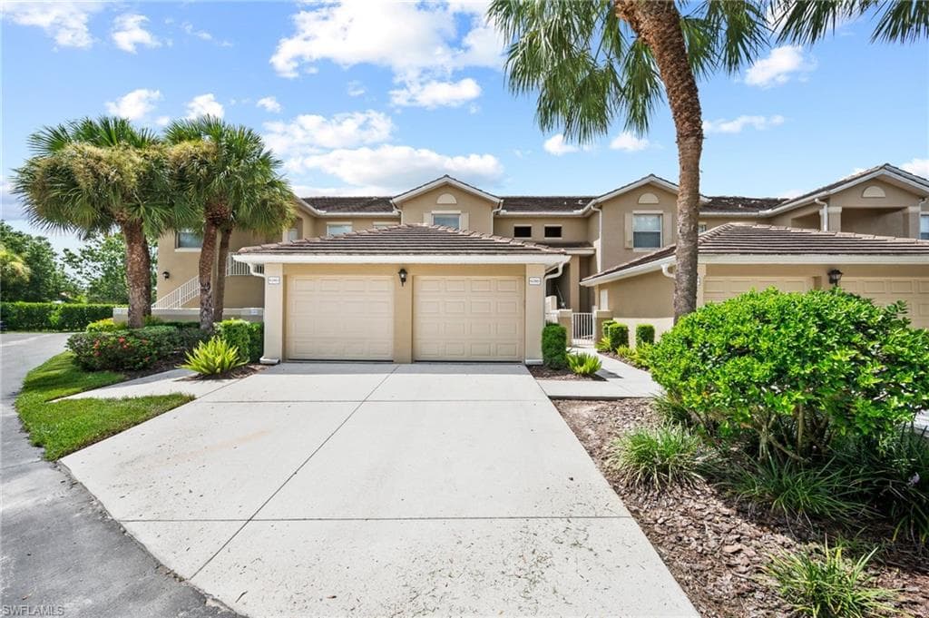 12090 Summergate CIR 202 FORT MYERS, FL 33913