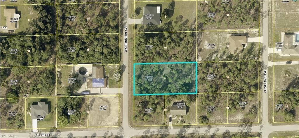 1302 Washington AVE LEHIGH ACRES, FL 33972