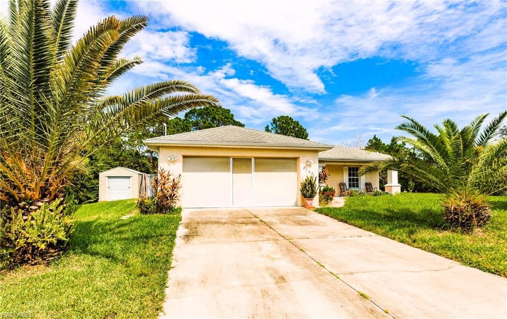 2100 W 16th ST LEHIGH ACRES, FL 33972