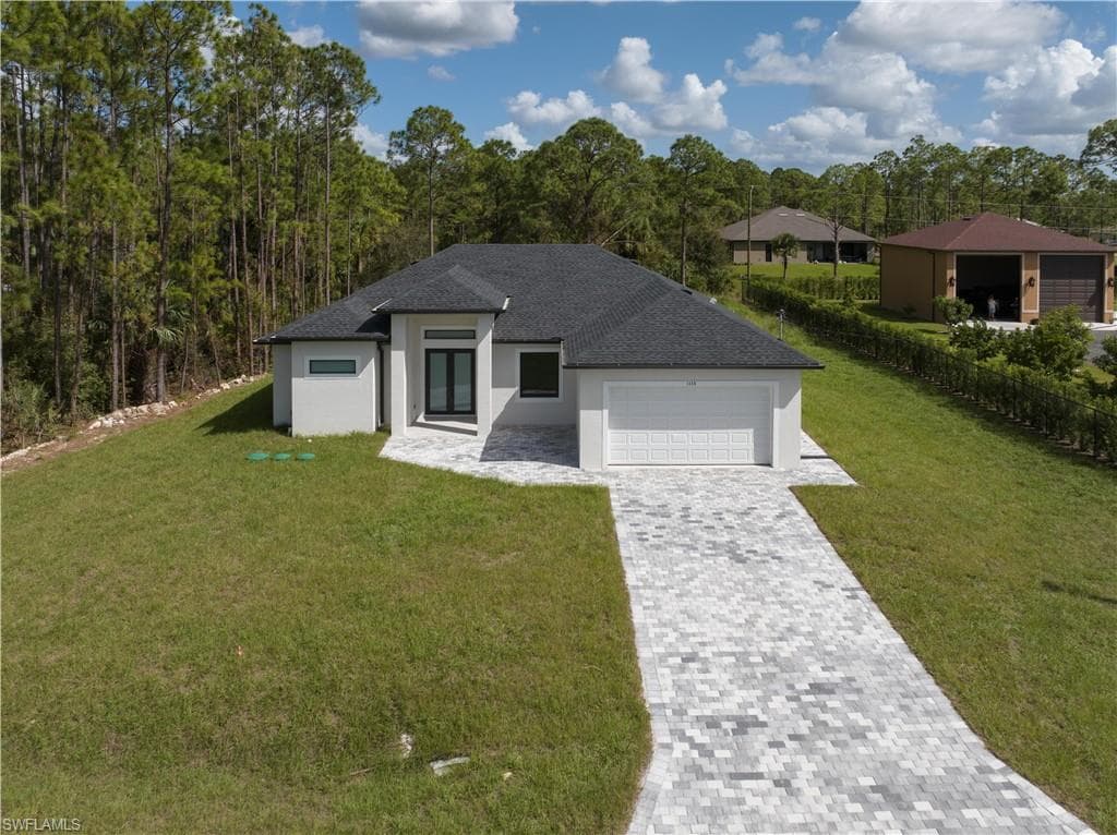 1110 Oak AVE LEHIGH ACRES, FL 33972