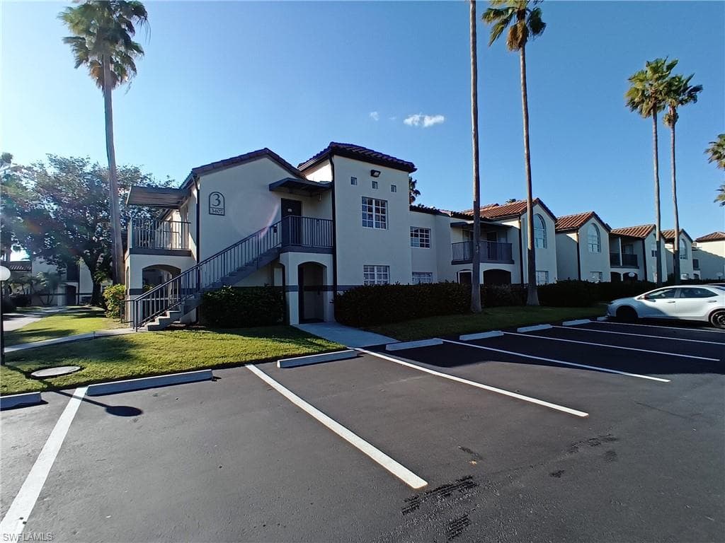 3407 Winkler AVE 303 FORT MYERS, FL 33916