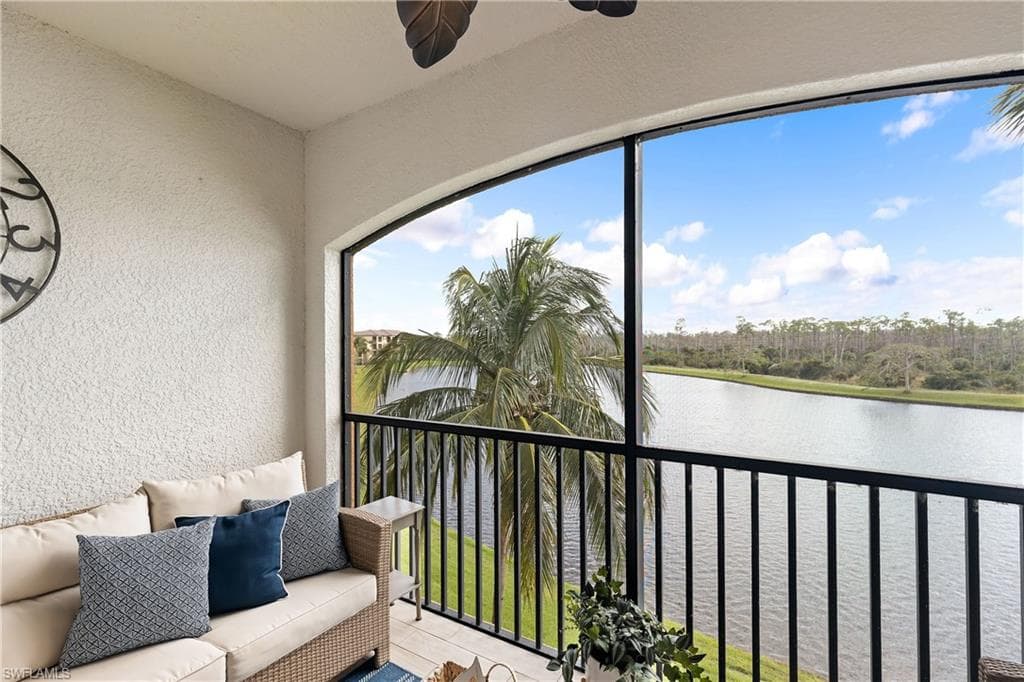 9731 Acqua CT 534 NAPLES, FL 34113