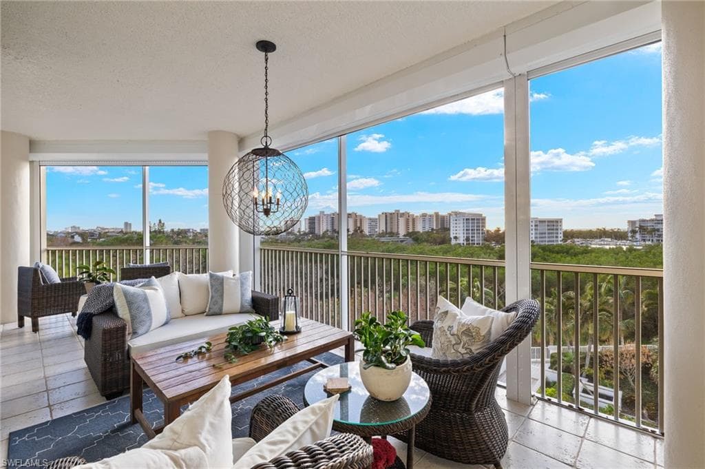 315 Dunes BLVD 401