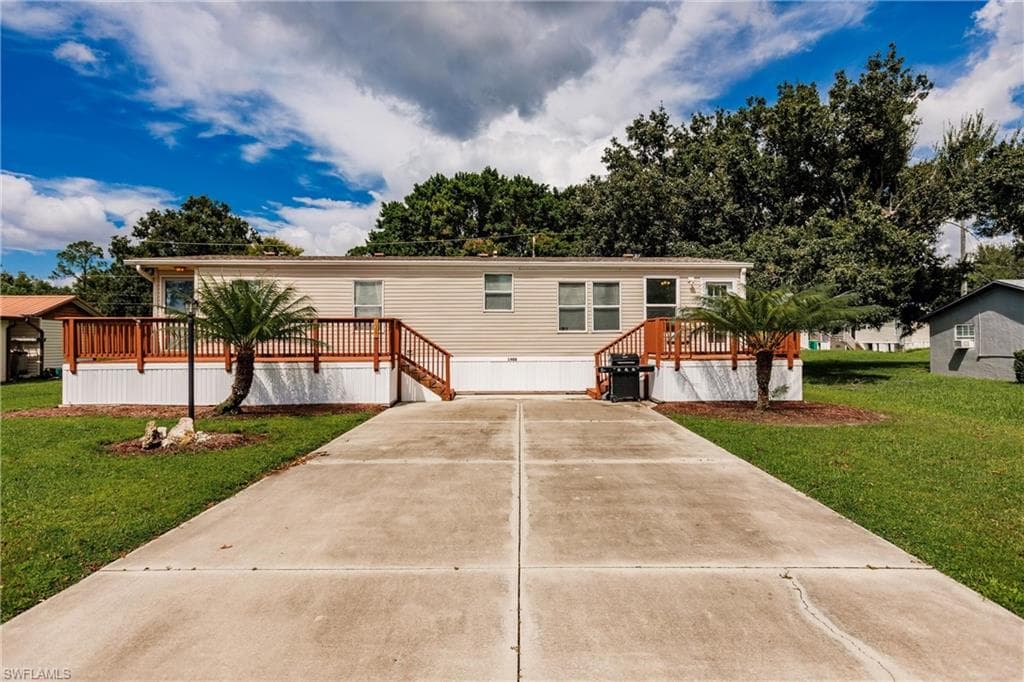 1408 Woodlawn AVE PUNTA GORDA, FL 33950