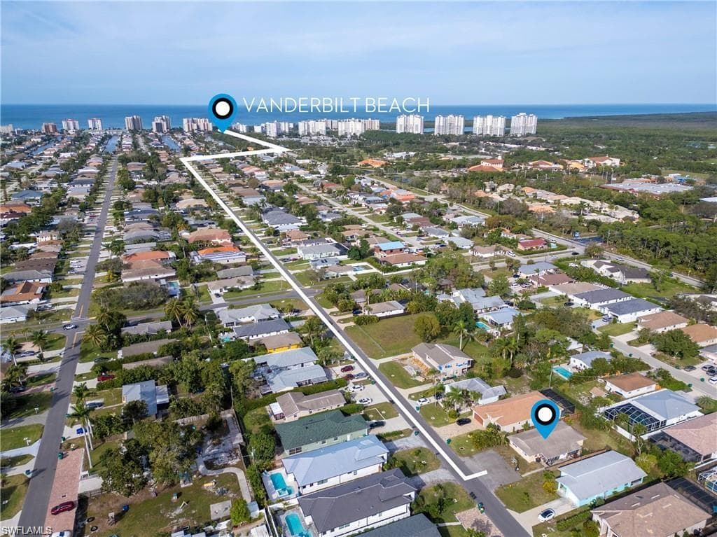 733 109th AVE N NAPLES, FL 34108