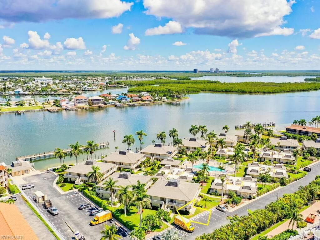 1215 Edington PL M2 MARCO ISLAND, FL 34145