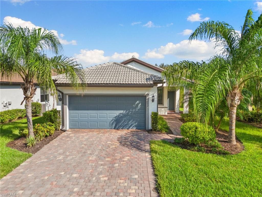 11244 Carlingford RD FORT MYERS, FL 33913