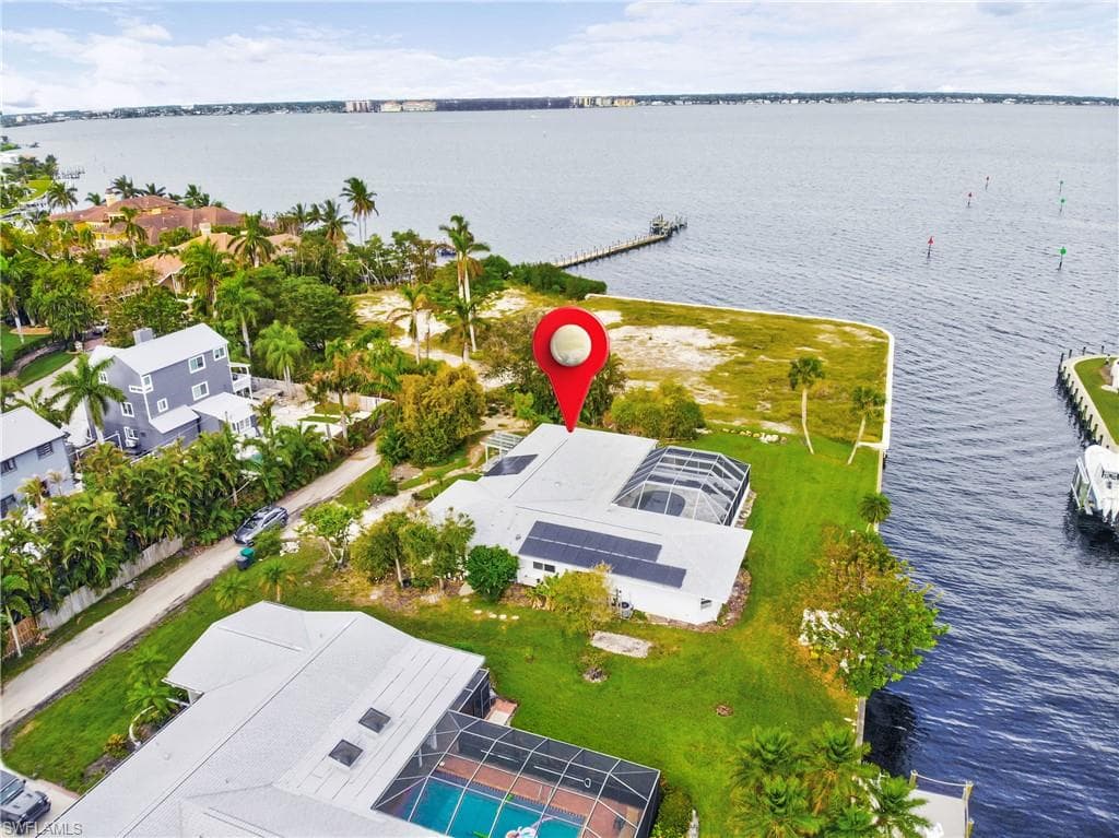 525 Bayside DR FORT MYERS, FL 33919
