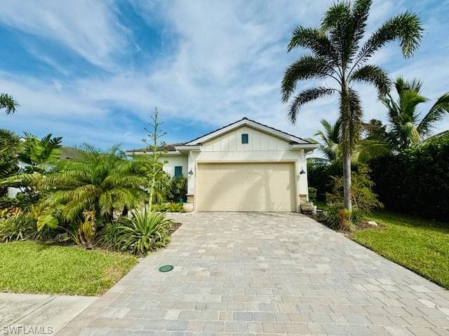 28434 CAPTIVA SHELL LOOP BONITA SPRINGS, FL 34135