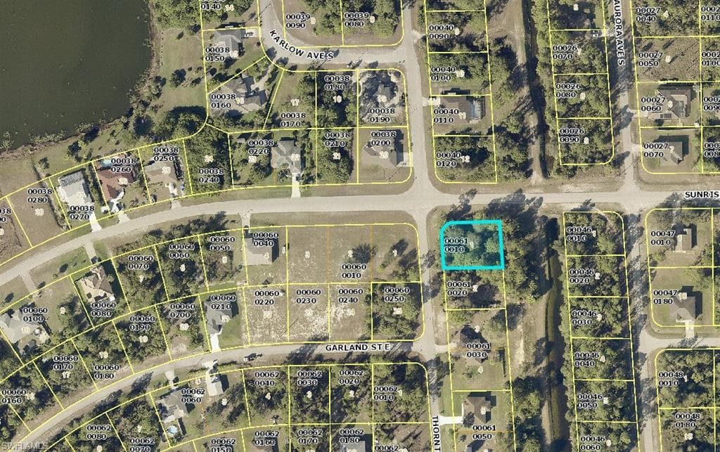 211 Thornton AVE S LEHIGH ACRES, FL 33974