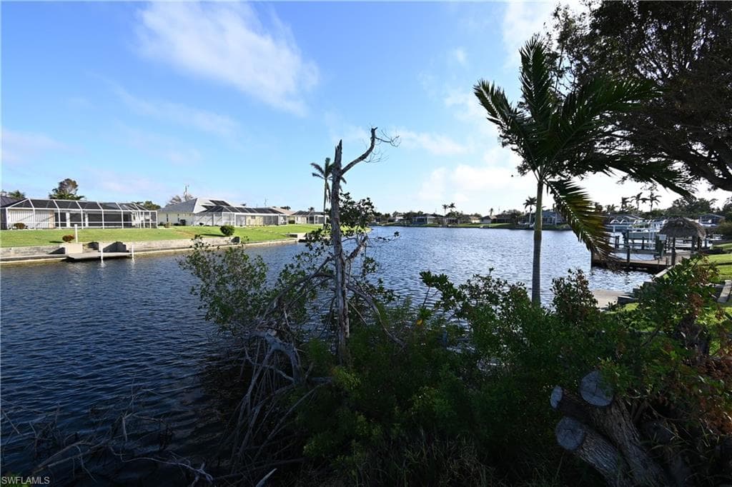 511 SE 32nd ST CAPE CORAL, FL 33904