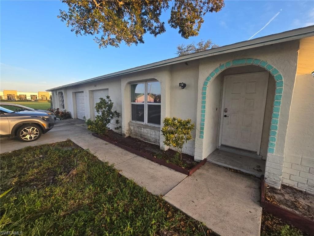 1214 NE 8th ST CAPE CORAL, FL 33909