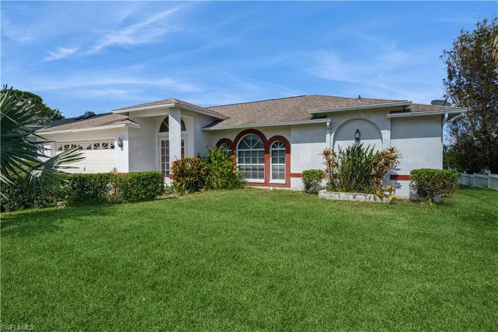 8457 GROVE RD FORT MYERS, FL 33967