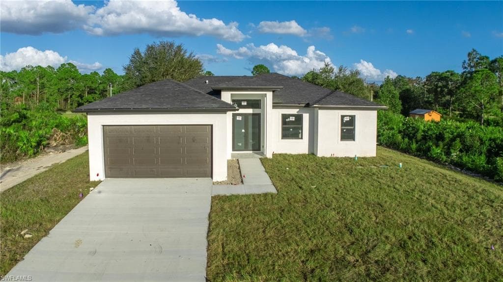833 Burns AVE S LEHIGH ACRES, FL 33974