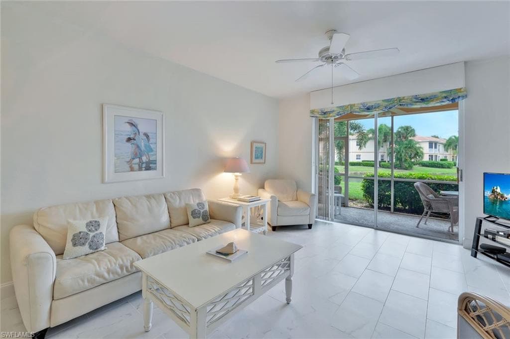 28051 Palmas Grandes LN 102 BONITA SPRINGS, FL 34135