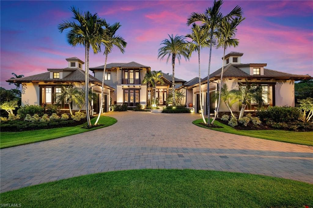 655 Bougainvillea RD NAPLES, FL 34102