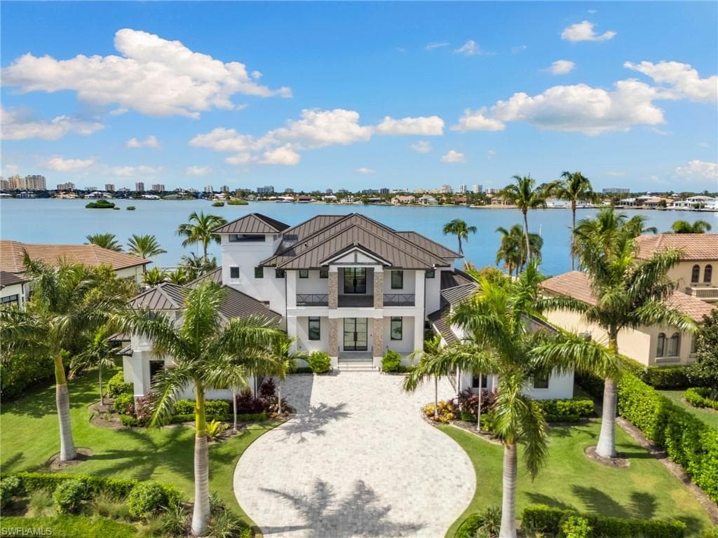 680 Barfield DR MARCO ISLAND, FL 34145