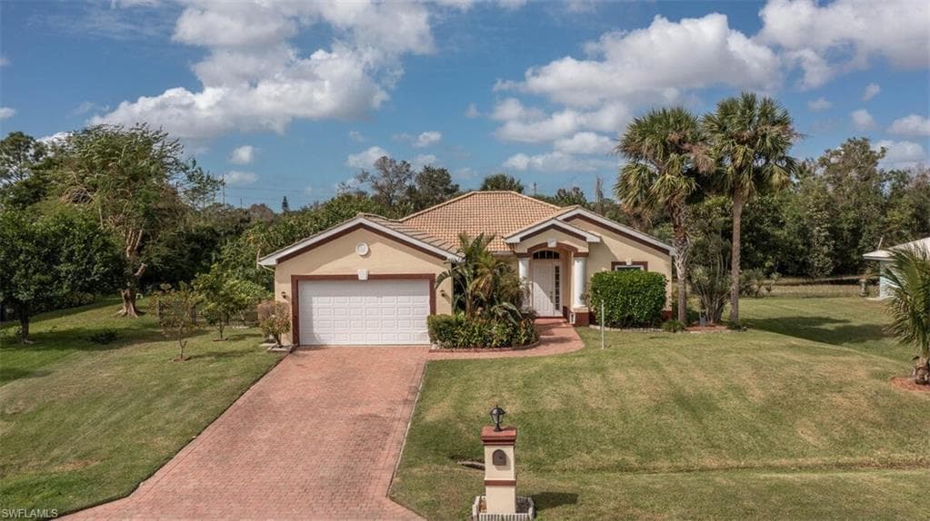 27330 Rue De Paix BONITA SPRINGS, FL 34135
