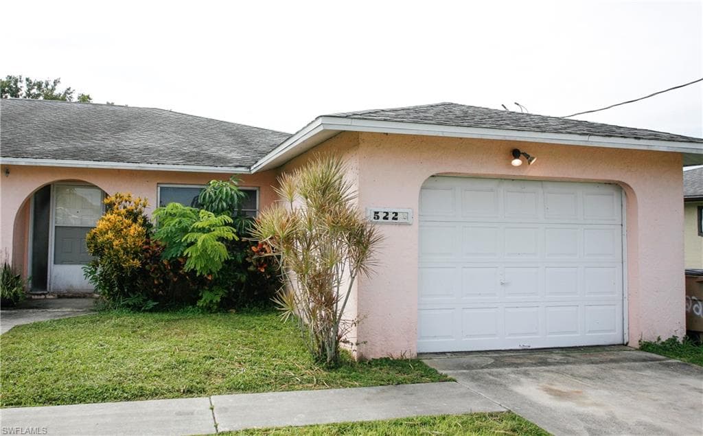 522 SE 4th TER CAPE CORAL, FL 33990