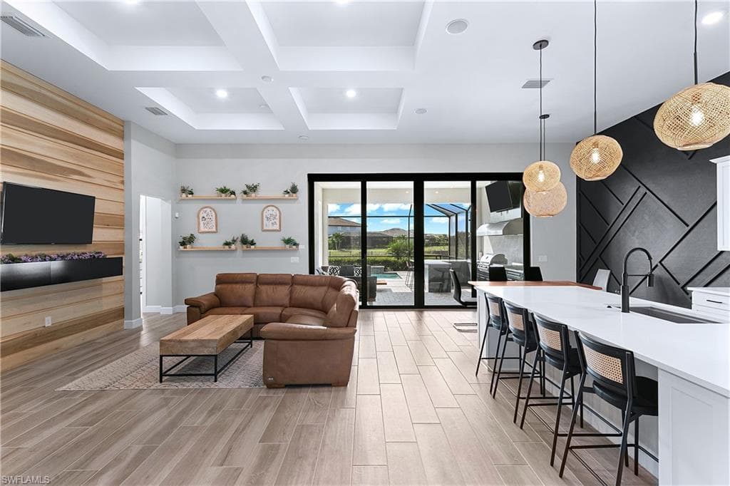 17623 Kinzie LN ESTERO, FL 33928