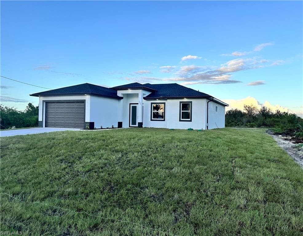 325 Paulcrest AVE LEHIGH ACRES, FL 33974