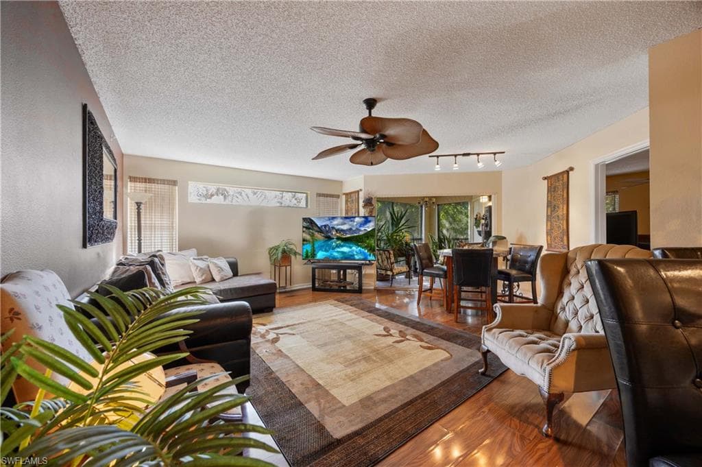 8870 Colonnades CT W 328 BONITA SPRINGS, FL 34135