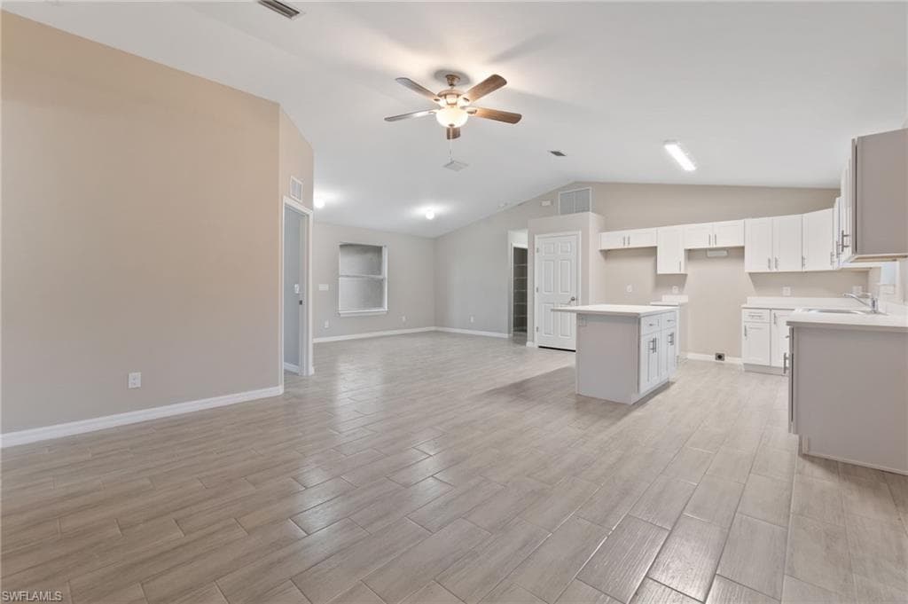 3805 25th ST SW LEHIGH ACRES, FL 33976
