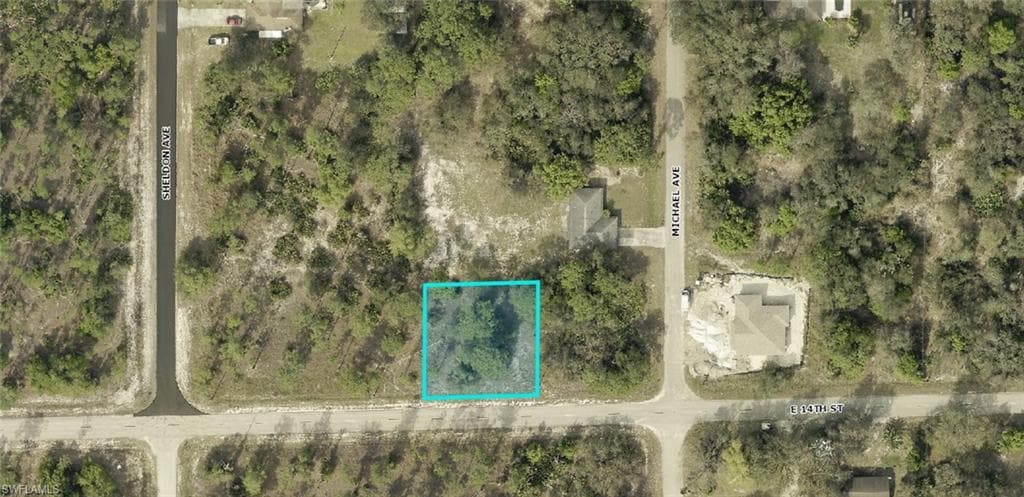 1903 E 14th ST LEHIGH ACRES, FL 33972