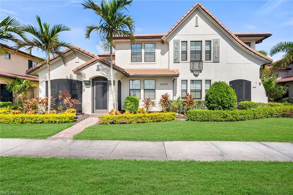 1431 Santiago CIR 1901 NAPLES, FL 34113