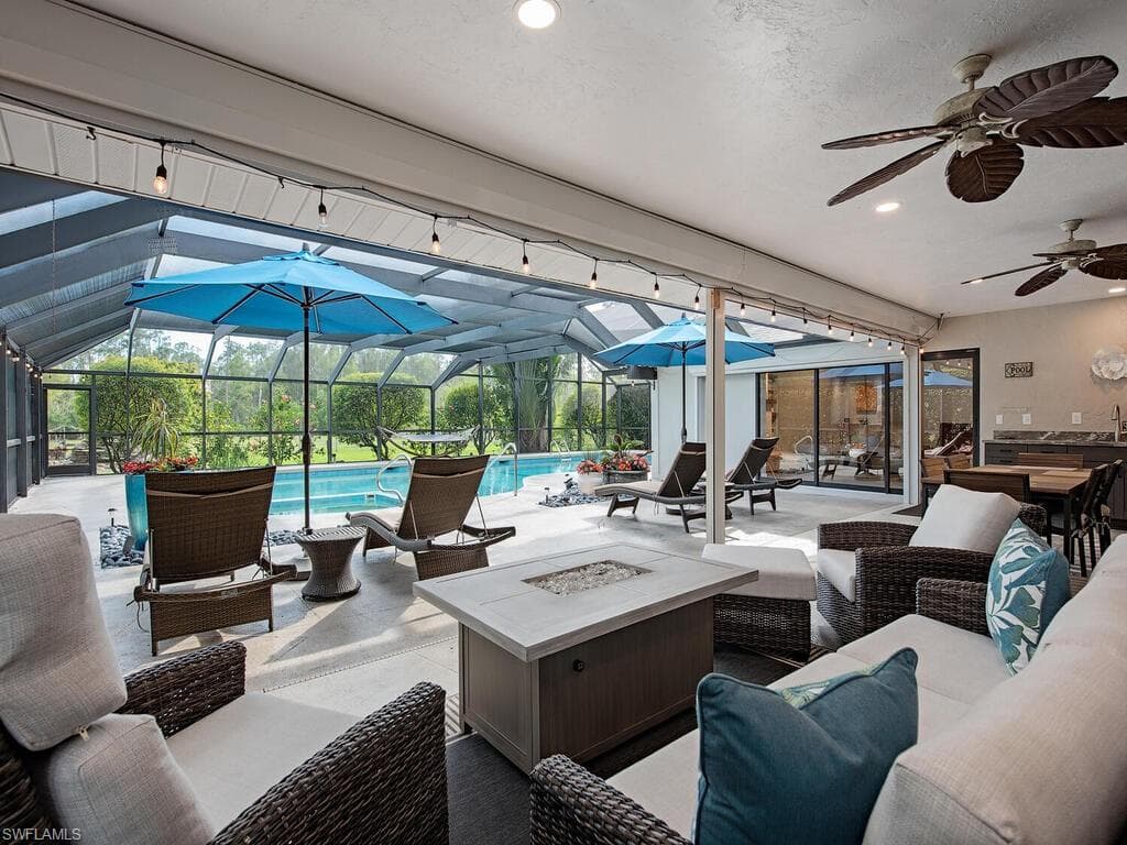 6640 SANDALWOOD LN NAPLES, FL 34109