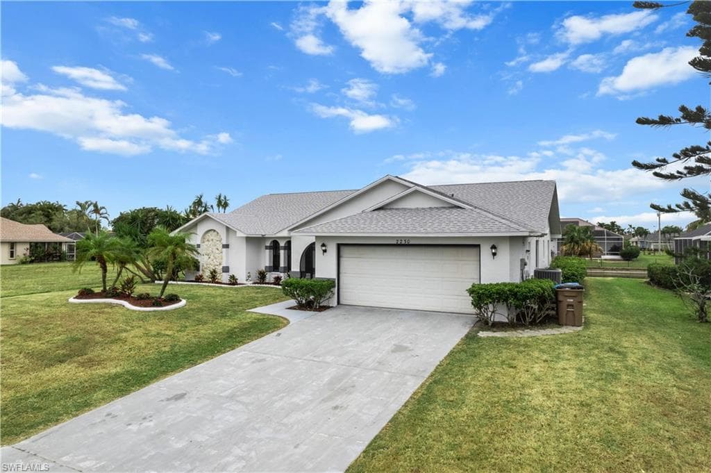 2230 SE 5th PL CAPE CORAL, FL 33990