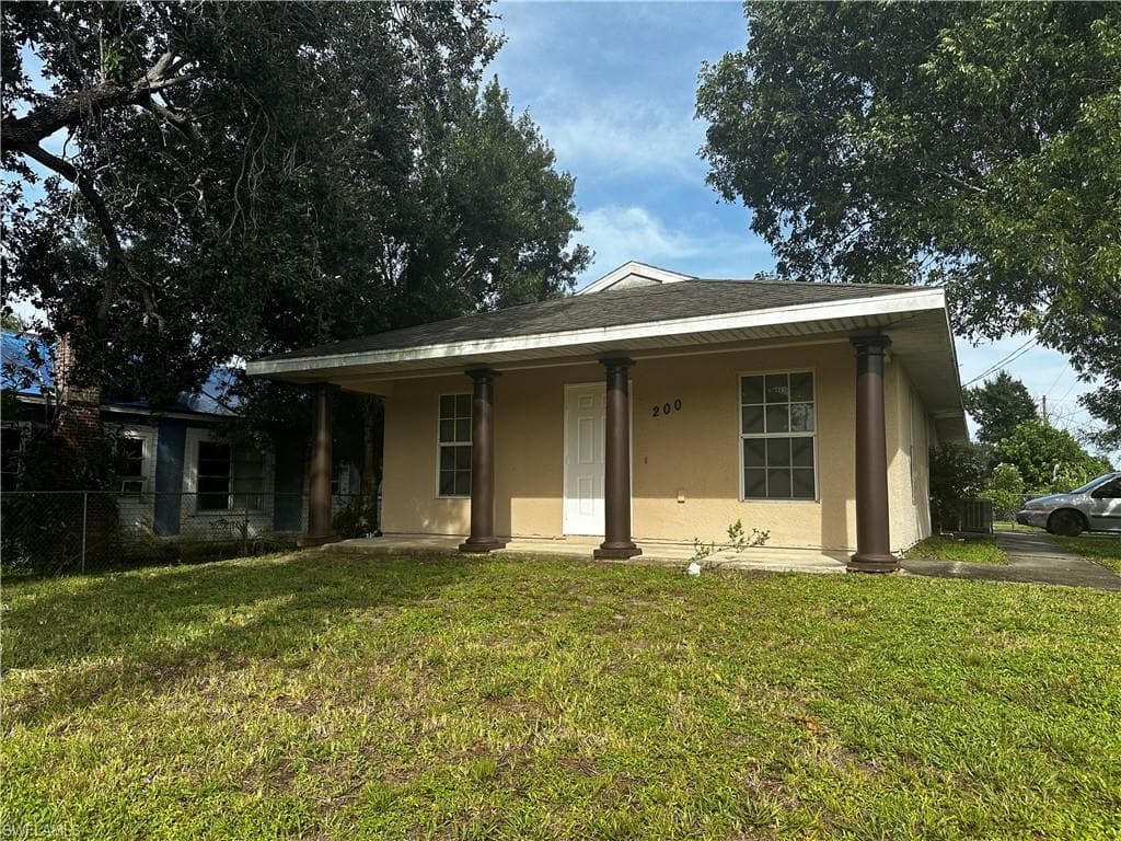 200 Glenboro AVE FORT MYERS, FL 33916