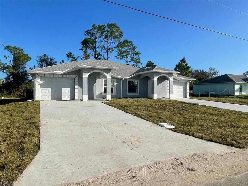4760/4762 15th ST SW LEHIGH ACRES, FL 33973