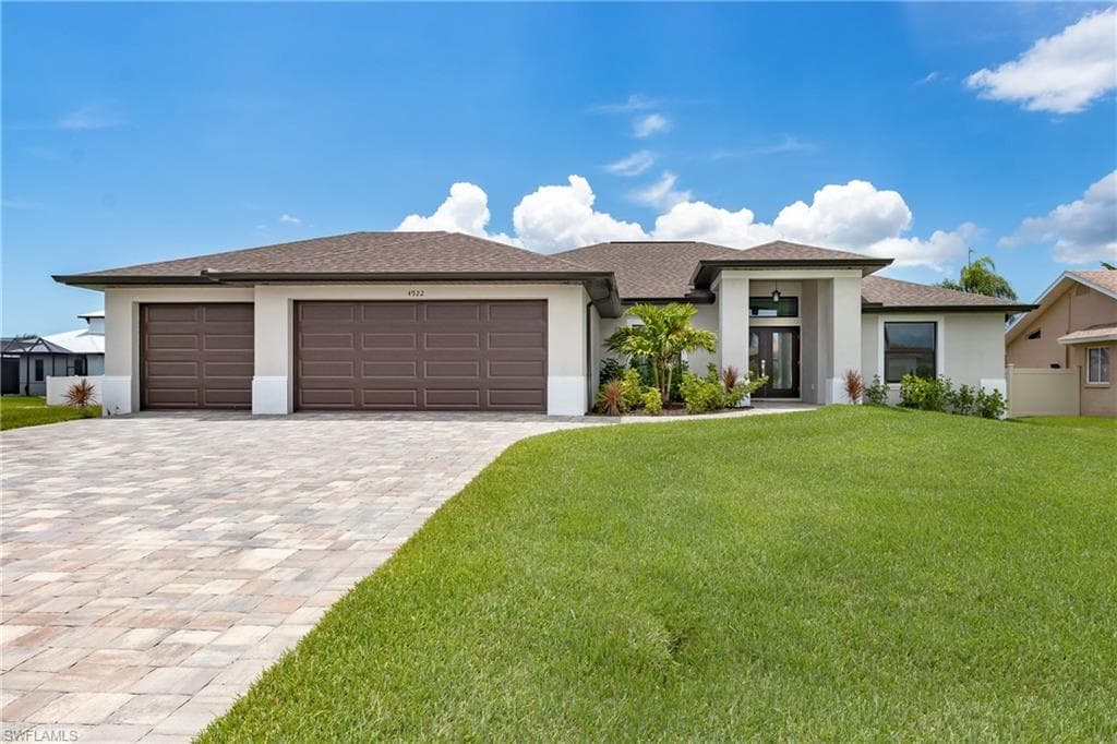 1909 SW 27th TER CAPE CORAL, FL 33914