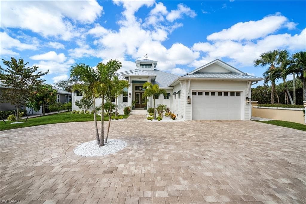 27000 Flamingo DR BONITA SPRINGS, FL 34135