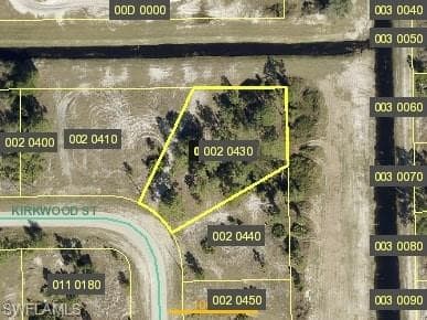 1045 KIRKWOOD ST LEHIGH ACRES, FL 33974