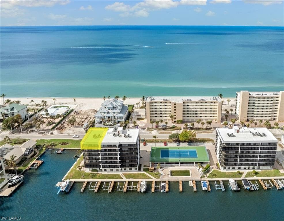 10420 Gulf Shore DR 163 NAPLES, FL 34108