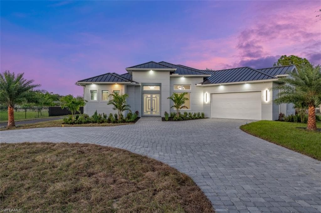 239 20th AVE NE NAPLES, FL 34120