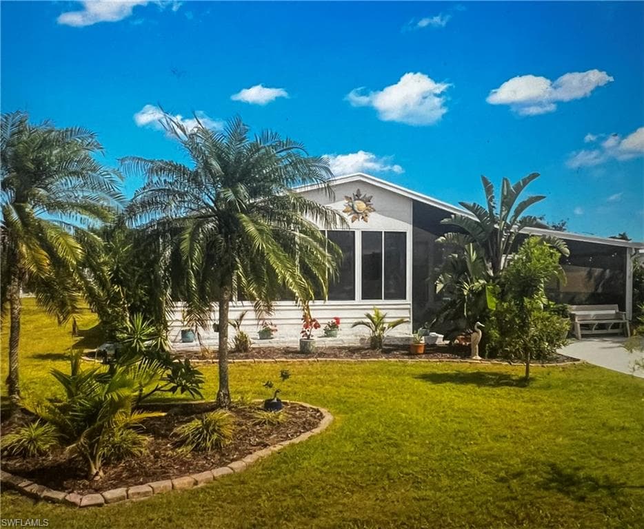 26276 Queen Mary LN BONITA SPRINGS, FL 34135