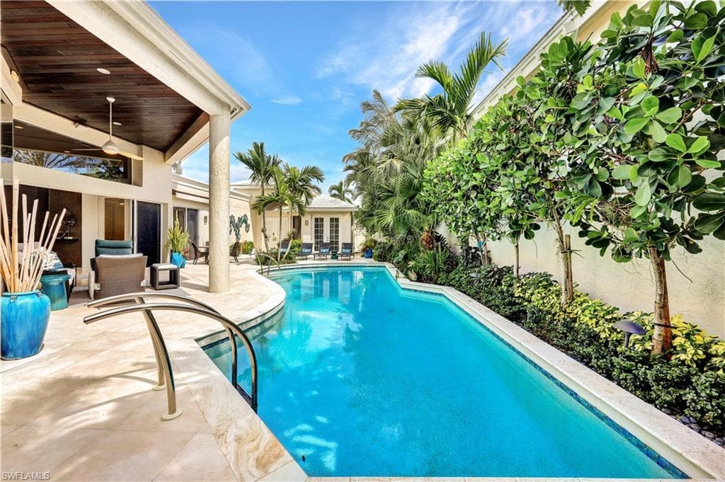 7912 Grand Bay DR 21 NAPLES, FL 34108