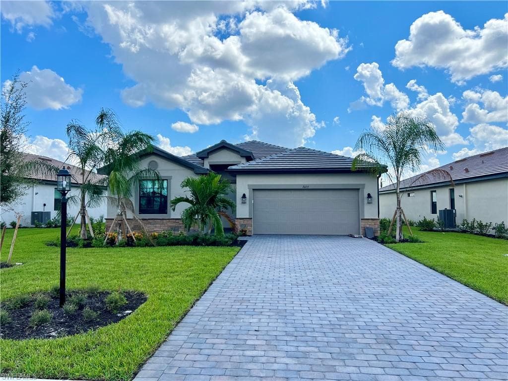 20715 Napa LOOP ESTERO, FL 33928