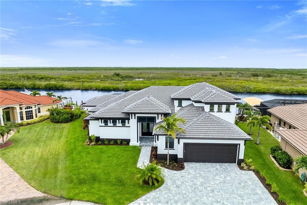 1600 44th AVE CAPE CORAL, FL 33993