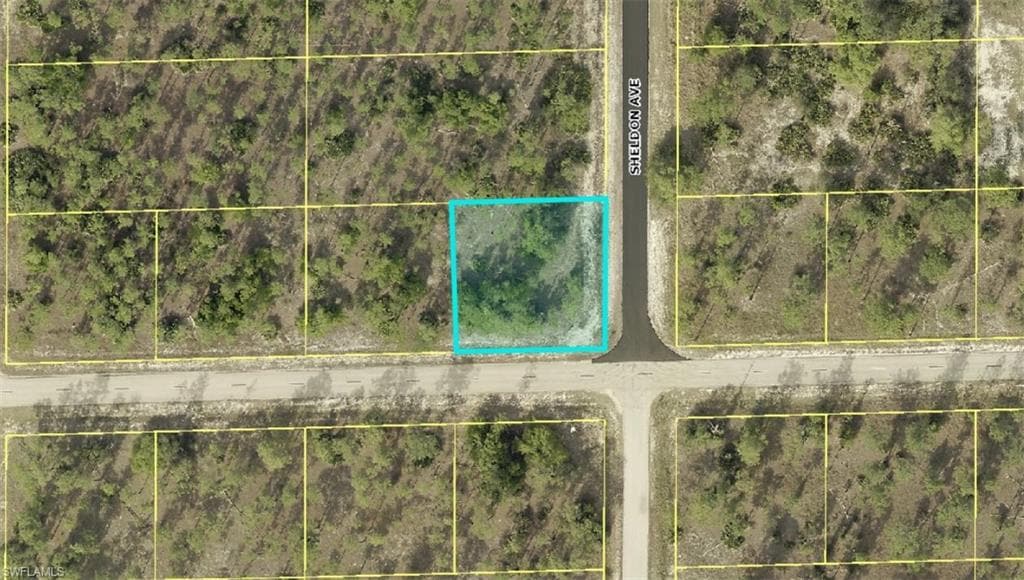1807 E 14th ST LEHIGH ACRES, FL 33972