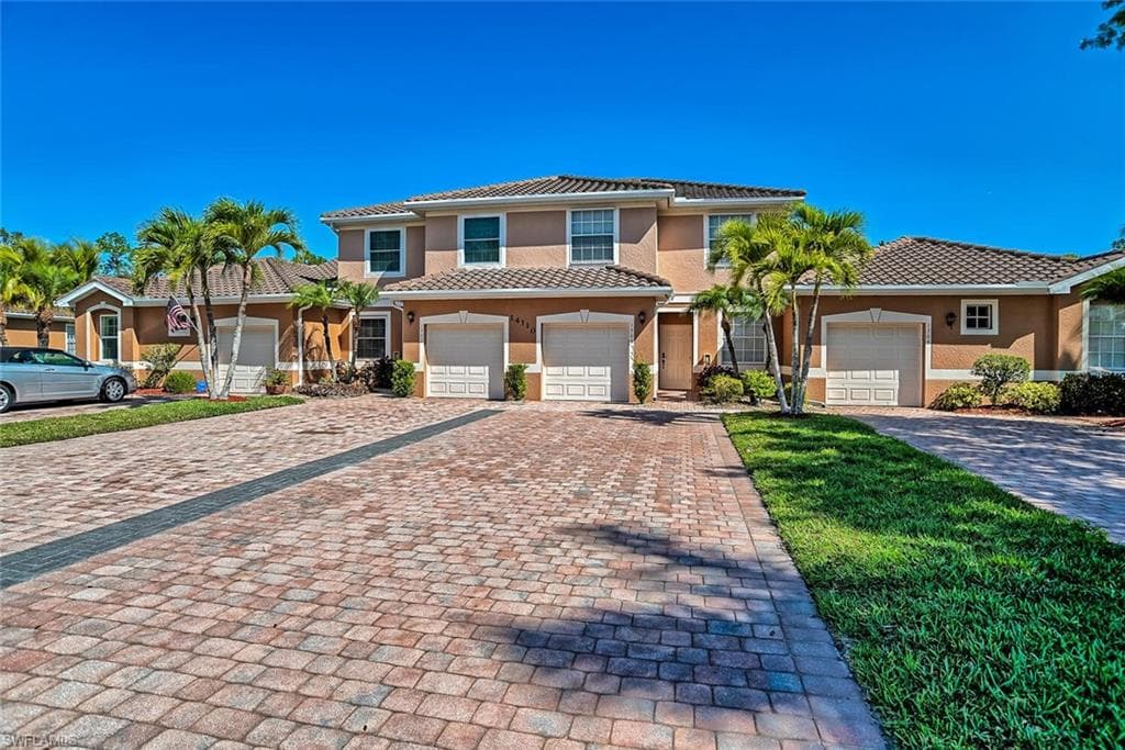 14110 Winchester CT 1303 NAPLES, FL 34114