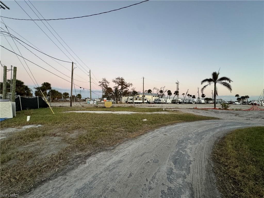 19281 #4 San Carlos BLVD FORT MYERS BEACH, FL 33931